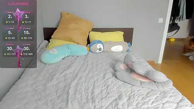 milkbrownn online show from 04/08/26, 05:42