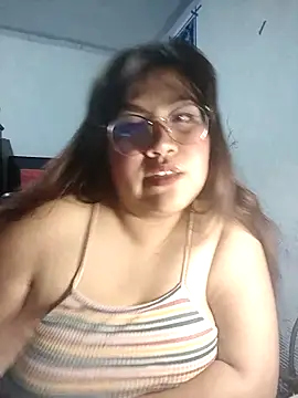 Snapshot of michu_kotomi chatting on 04/07/26, 06:37 michu kotomi online show from 04/07/26, 06:37