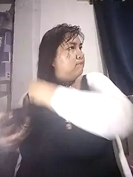 Snapshot of michu_kotomi chatting on 04/02/26, 08:43 michu kotomi online show from 04/02/26, 08:43