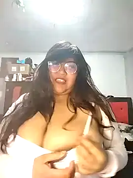 Snapshot of michu_kotomi chatting on 02/20/26, 09:11 michu kotomi online show from 02/20/26, 09:11