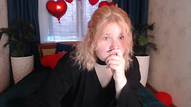 StripGyrl online show from 03/01/26, 01:27