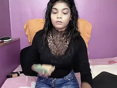 indianicon23 online show from 04/10/26, 06:20