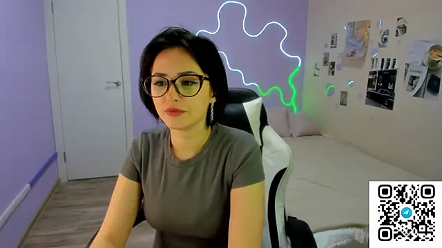 Mary Rice online show from 03/04/26, 01:13