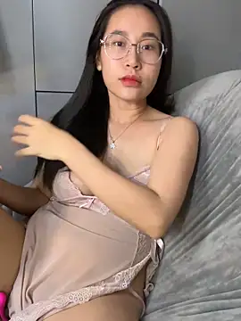 Lyla 99 online show from 04/19/26, 02:23
