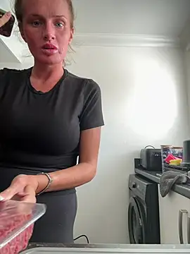 jadey19x online show from 04/26/26, 12:13