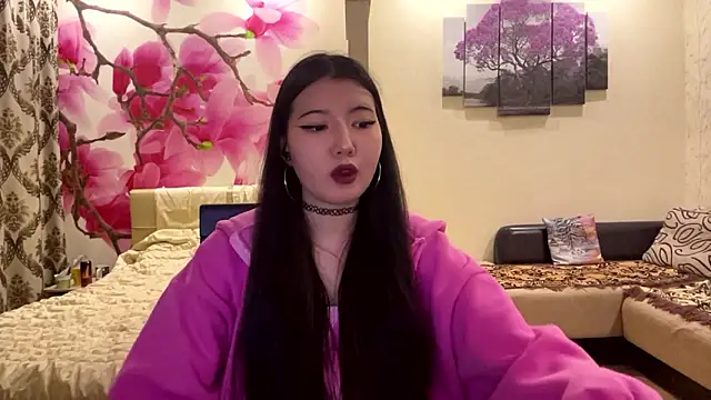 MaeRaads online show from 03/03/26, 06:48