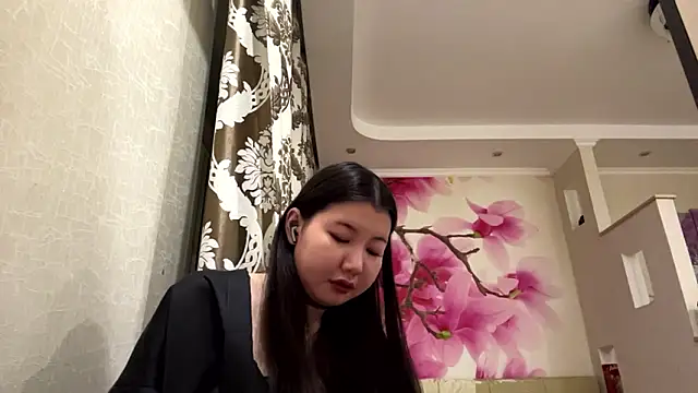 MaeRaads online show from 02/26/26, 06:52