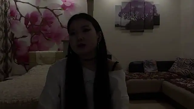 MaeRaads online show from 03/06/26, 06:36