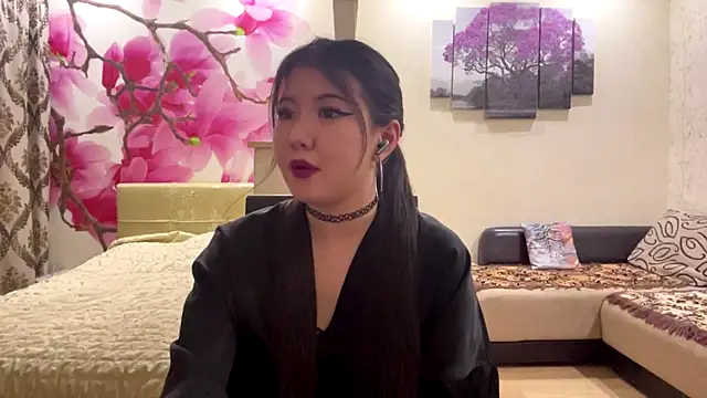 MaeRaads online show from 03/23/26, 06:30