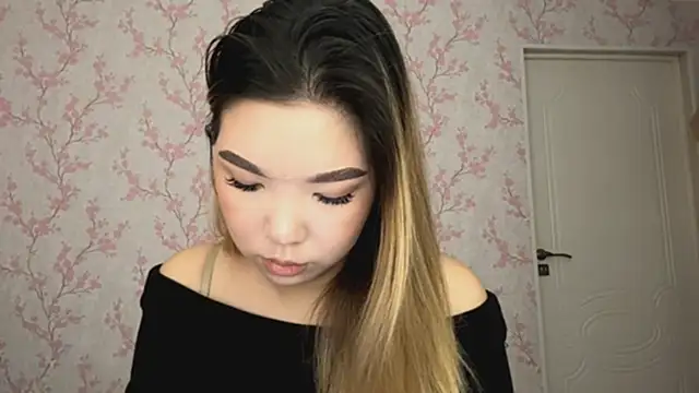 Elina Mottel online show from 02/18/26, 09:28