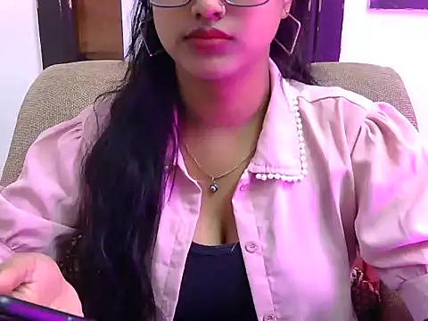 Bold-mahi online show from 03/18/26, 05:10