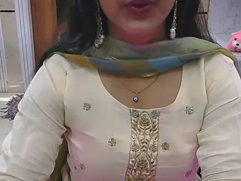 Bold-mahi online show from 03/13/26, 04:39