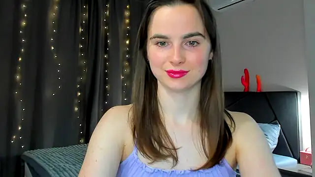 megann fox2 online show from 04/10/26, 12:01