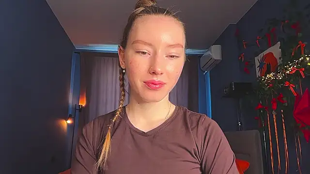 Snapshot of Anna_Kare chatting on 03/02/26, 10:11 Anna Kare online show from 03/02/26, 10:11