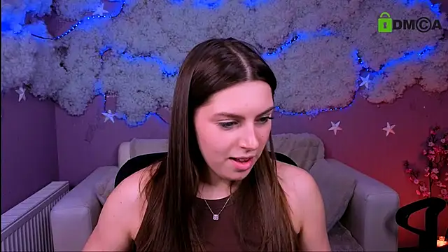 Snapshot of amalialowell chatting on 05/03/26, 05:05 amalialowell online show from 05/03/26, 05:05