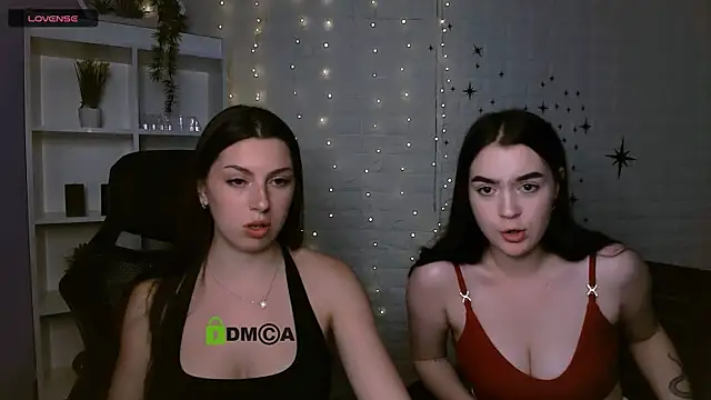 Snapshot of amalialowell chatting on 06/28/26, 07:20 amalialowell online show from 06/28/26, 07:20