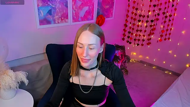 Snapshot of A_Alise chatting on 02/20/26, 12:07 A Alise online show from 02/20/26, 12:07