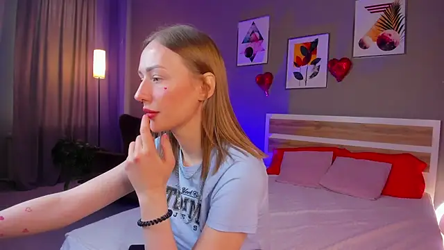 Snapshot of A_Alise chatting on 02/24/26, 11:11 A Alise online show from 02/24/26, 11:11