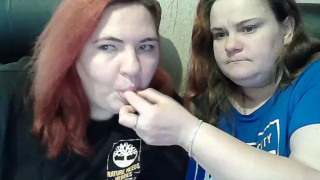 Snapshot of SamanthaAnne chatting on 02/17/26, 02:58 SamanthaAnne online show from 02/17/26, 02:58