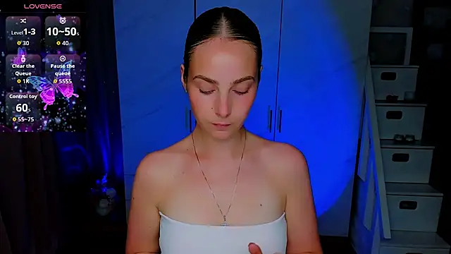 Snapshot of Maddy_Wood_ chatting on 07/04/26, 05:06 Maddy Wood online show from 07/04/26, 05:06
