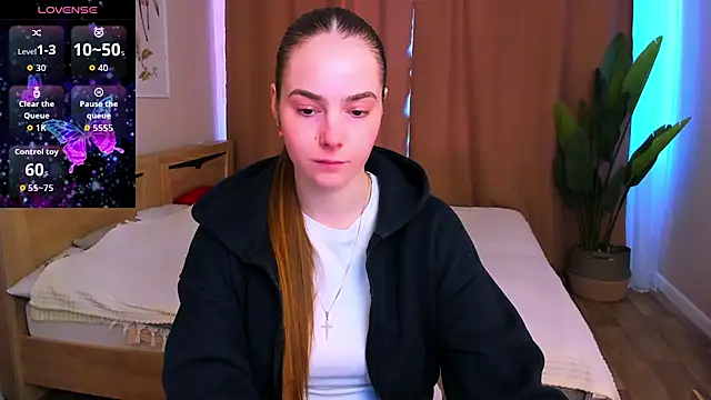 Maddy Wood  online show from 03/13/26, 03:06