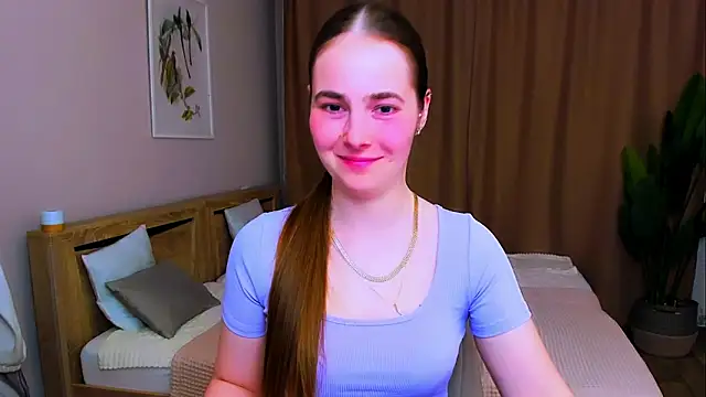 Snapshot of Maddy_Wood_ chatting on 04/18/26, 07:07 Maddy Wood online show from 04/18/26, 07:07