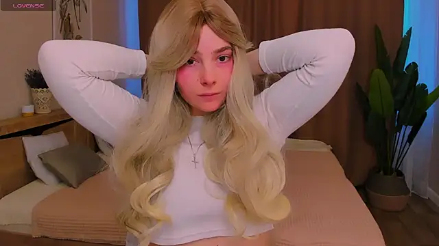 Maddy Wood  online show from 02/20/26, 03:03