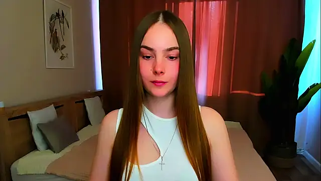 Maddy Wood  online show from 04/02/26, 02:57