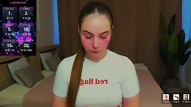 Maddy Wood  online show from 03/04/26, 08:44