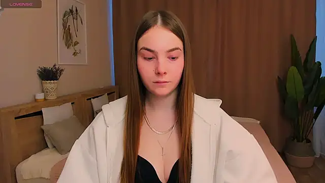 Maddy Wood  online show from 02/18/26, 08:44