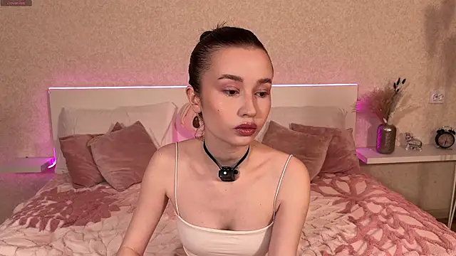 Kellris online show from 03/25/26, 03:33