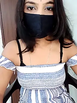 Snapshot of Cutie_babes01 chatting on 06/15/26, 03:34 Cutie babes01 online show from 06/15/26, 03:34