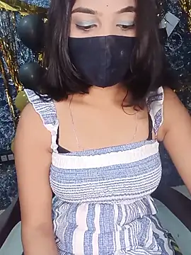 Cutie babes01 online show from 05/22/26, 03:43