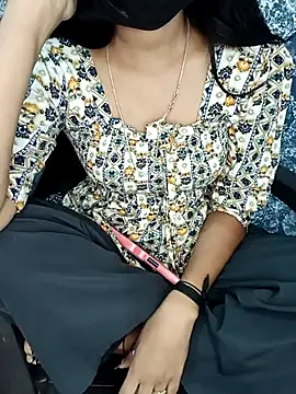 Cutie babes01 online show from 02/25/26, 05:46