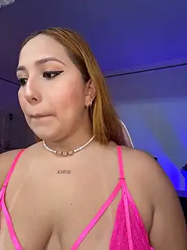 Kiarhatrixie1 online show from 04/10/26, 05:42