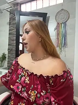 Kiarhatrixie1 online show from 03/06/26, 05:41