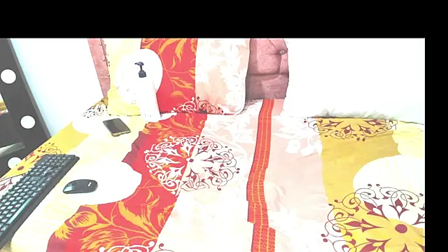 Snapshot of Mia-BOOBSPRETTY chatting on 02/26/26, 03:01 Mia-BOOBSPRETTY online show from 02/26/26, 03:01