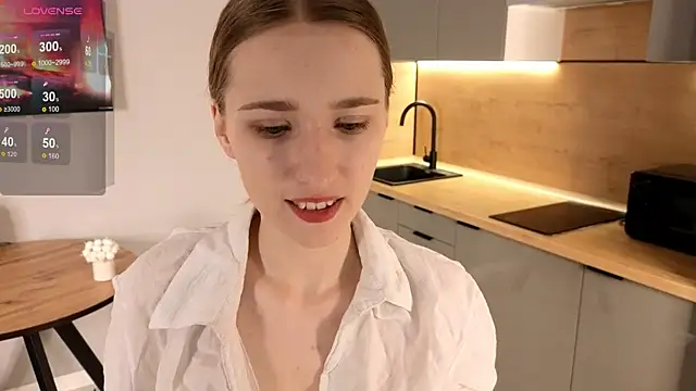 AshleyyJones online show from 04/30/26, 02:13
