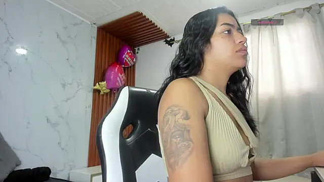 adhara  messY online show from 04/17/26, 02:09