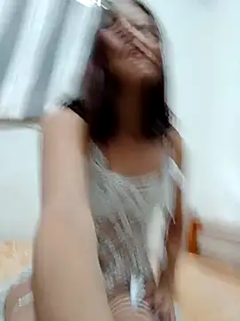 Snapshot of babysc1 chatting on 02/17/26, 06:05 babysc1 online show from 02/17/26, 06:05