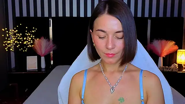 GracefulMichelle online show from 06/26/26, 07:42