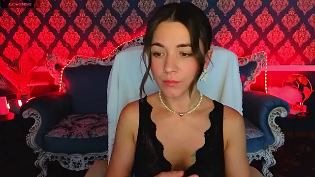 Snapshot of GracefulMichelle chatting on 03/25/26, 08:52 GracefulMichelle online show from 03/25/26, 08:52