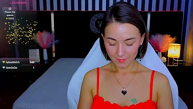 GracefulMichelle online show from 06/14/26, 05:52