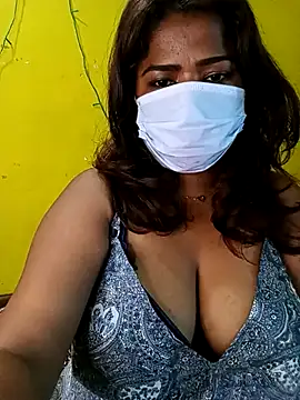 Snapshot of NISHHAA chatting on 05/01/26, 10:31 NISHHAA online show from 05/01/26, 10:31