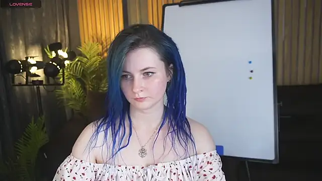AlisaGracee online show from 05/20/26, 12:35