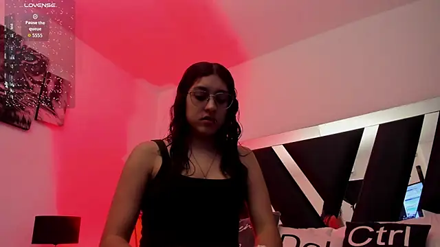 Mia Iron online show from 05/14/26, 01:19