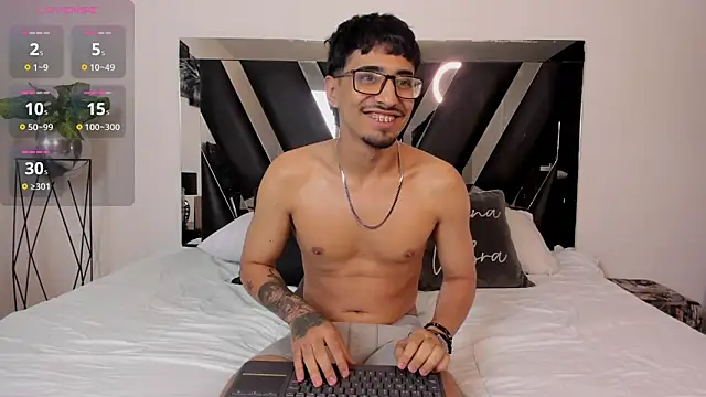 Mia Iron online show from 03/02/26, 12:23