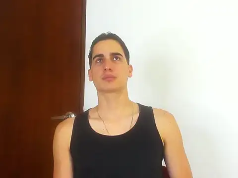 ryanlevi1 online show from 05/21/26, 07:33