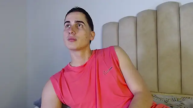 ryanlevi1 online show from 03/10/26, 01:37