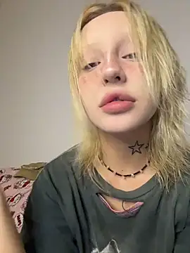 urlittlebaby666 online show from 02/24/26, 09:37